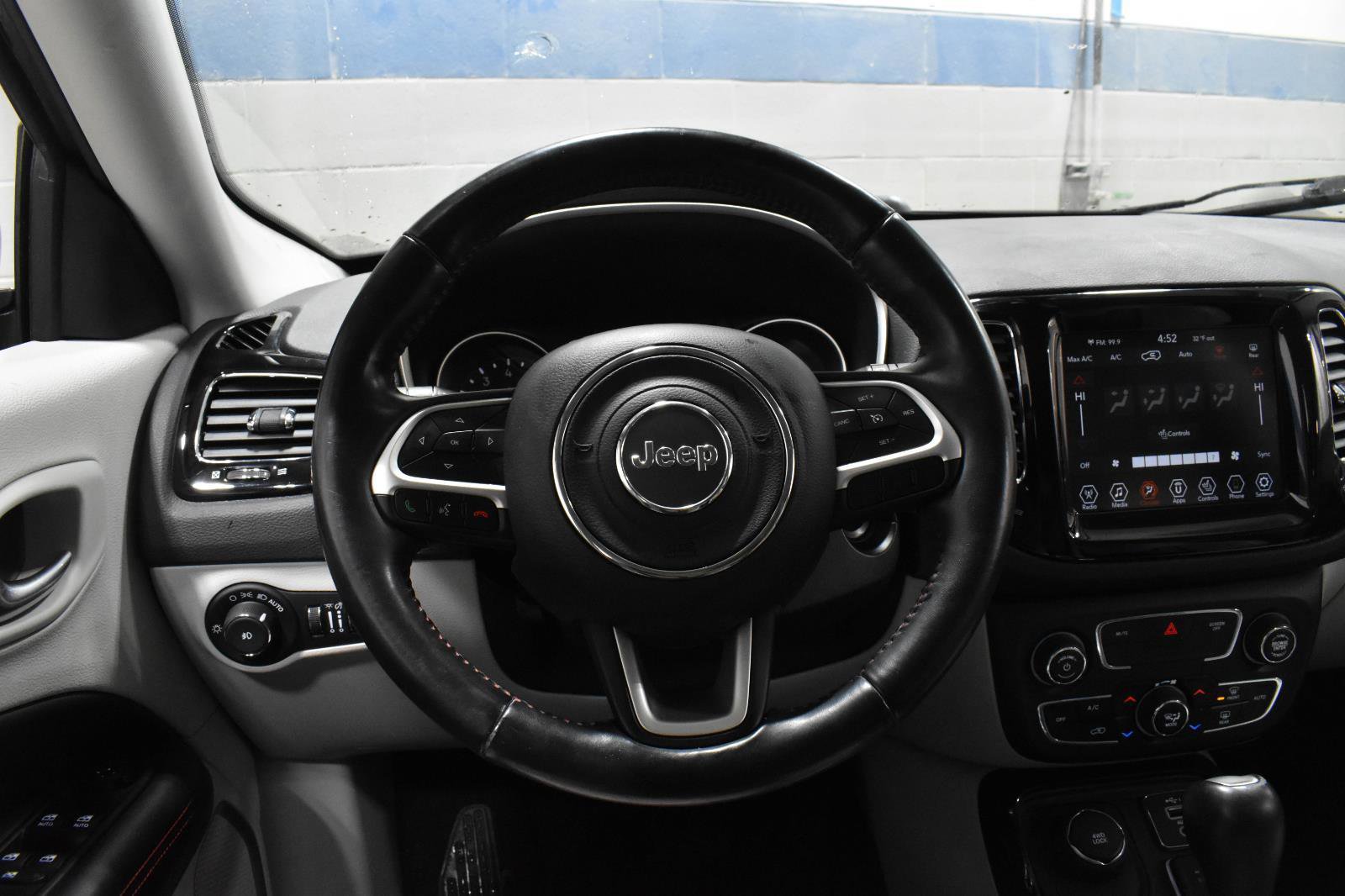 Used 2019 Jeep Compass Limited image 6