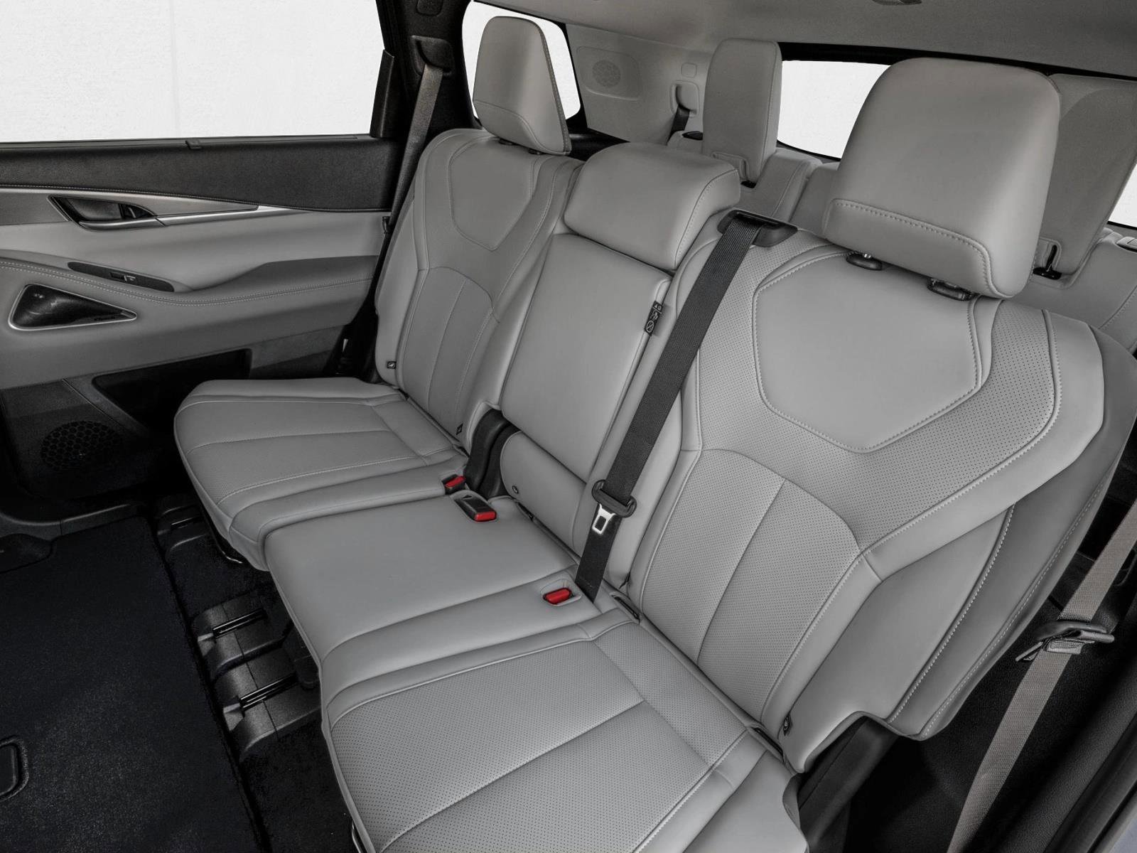 New 2027 INFINITI QX60 Luxe w/ Cargo Package FWD image 9