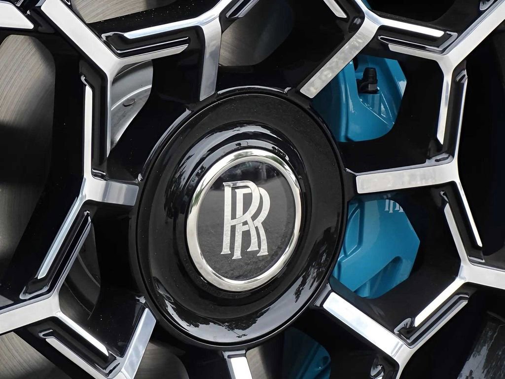 New 2025 Rolls-Royce Ghost Black Badge image 8