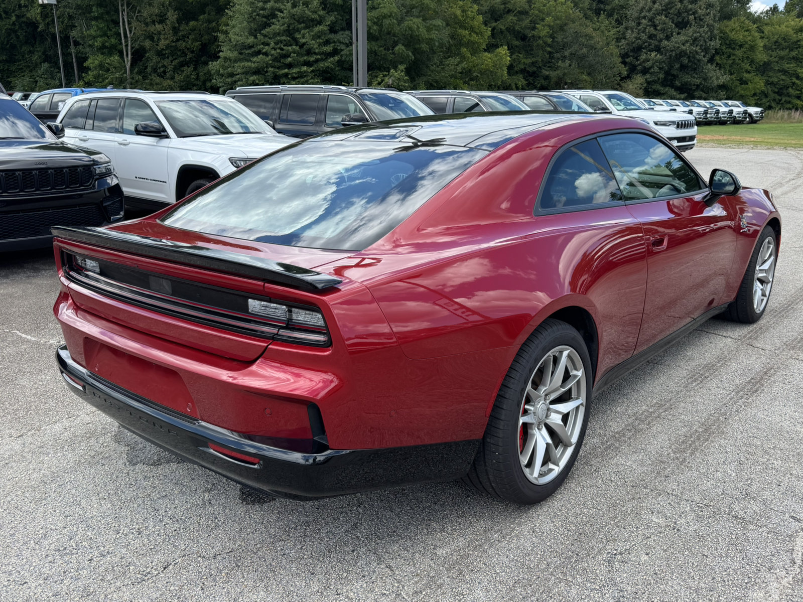 Used 2024 Dodge Charger Daytona Scat Pack w/ Plus Group AWD/4WD image 5