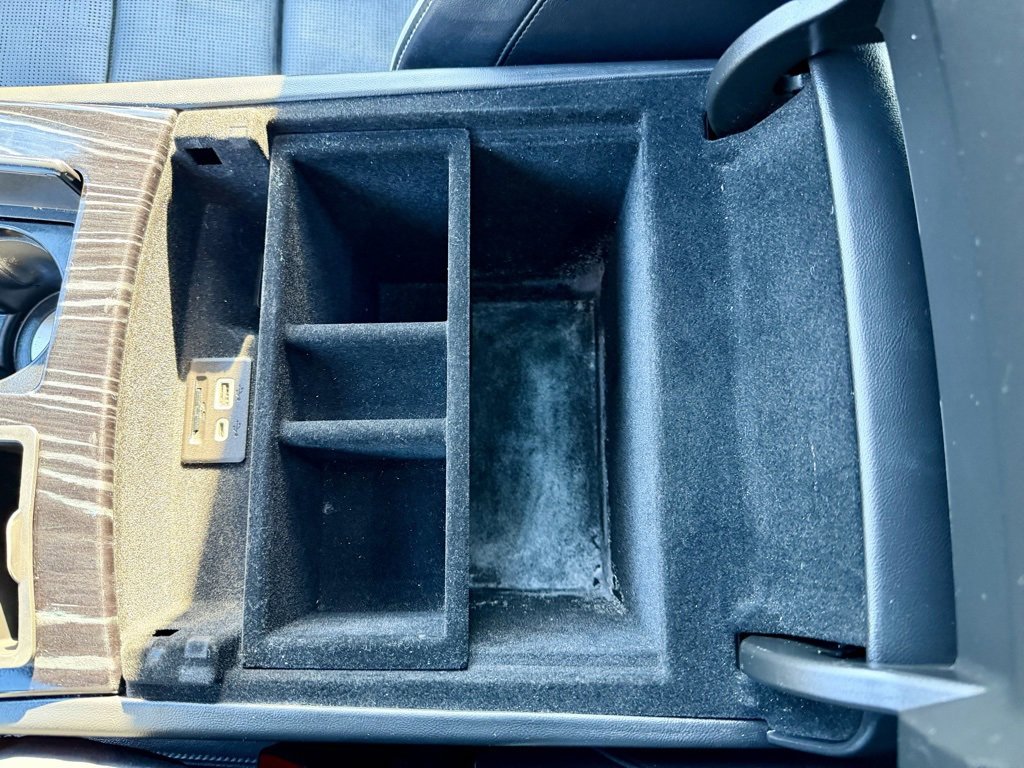 Used 2023 Cadillac Escalade ESV Sport image 44