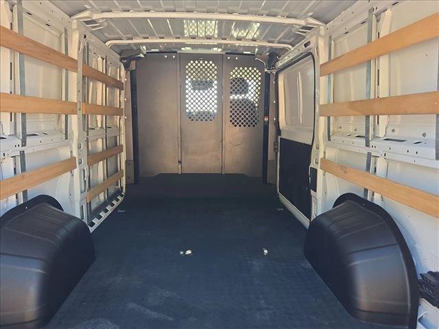 Used 2025 RAM ProMaster 2500 w/ U-Haul Equipment Group FWD image 6