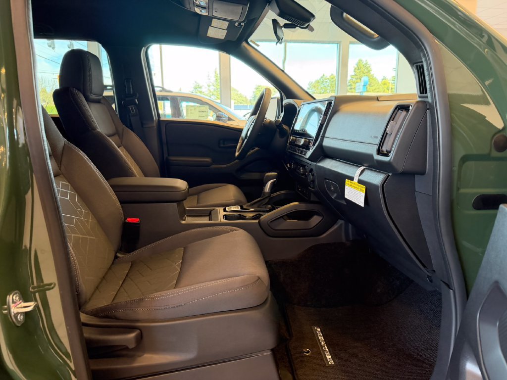 New 2027 Nissan Frontier SV w/ SV Convenience Package AWD/4WD image 24