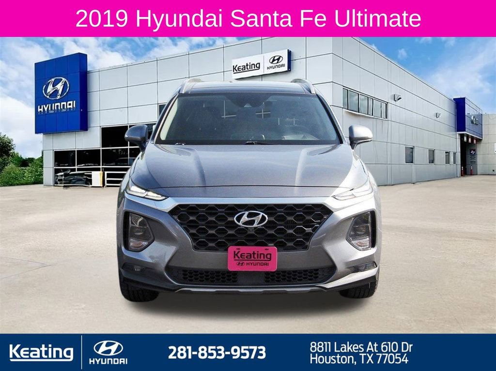 Used 2019 Hyundai Santa Fe Ultimate image 2