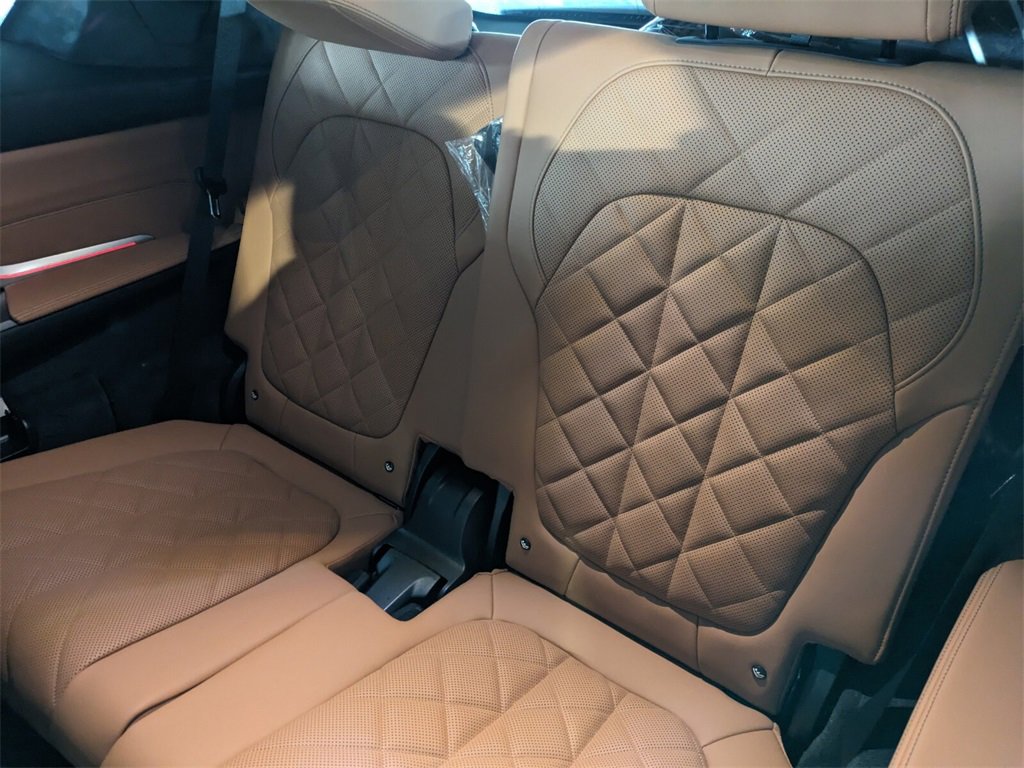 New 2026 BMW X7 xDrive40i w/ M Sport Package image 7