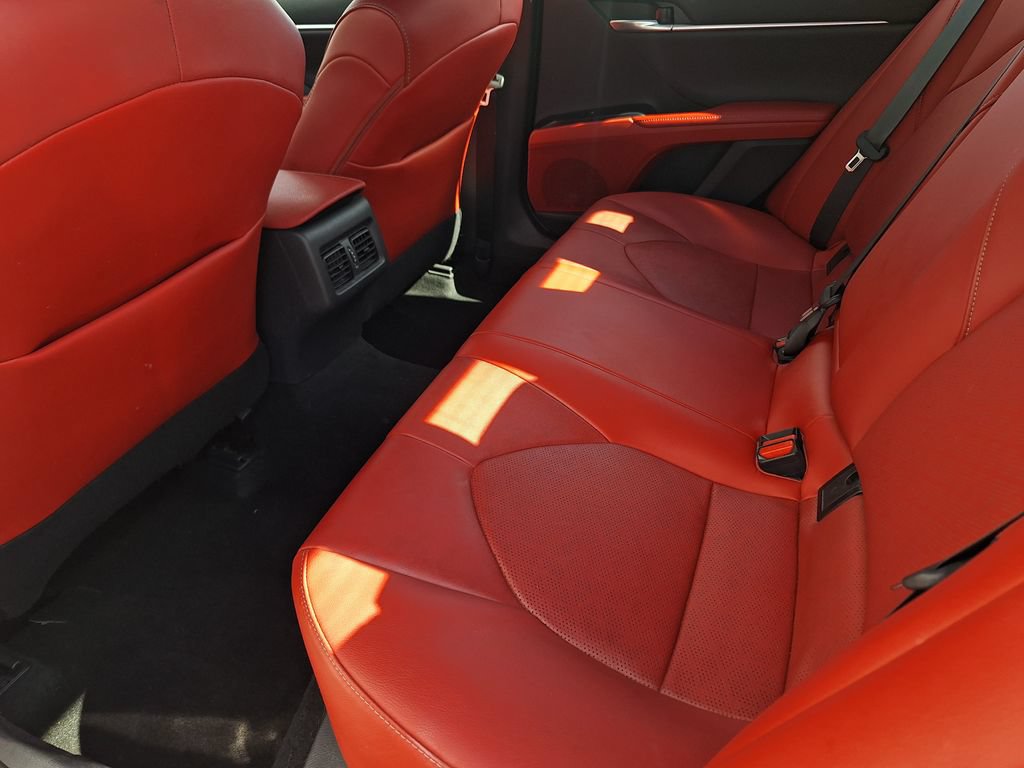 Used 2020 Toyota Camry XSE FWD image 12