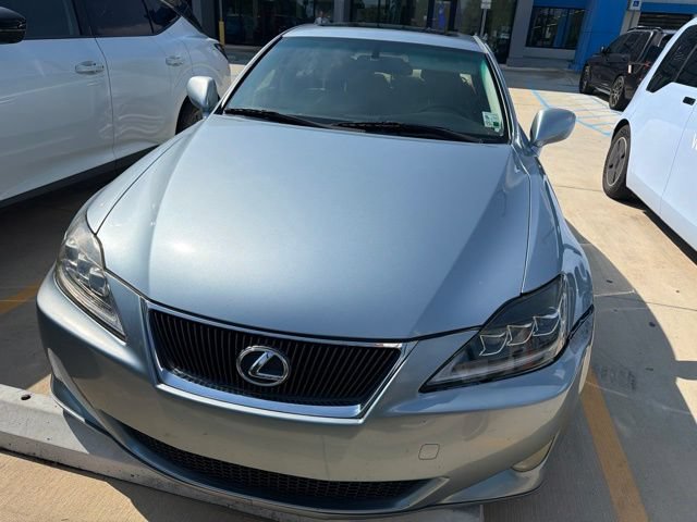 Used 2007 Lexus IS 250 w/ Premium Pkg RWD image 2