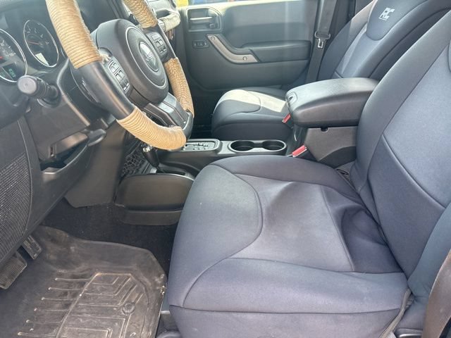 Used 2018 Jeep Wrangler Unlimited Sport S AWD/4WD image 14