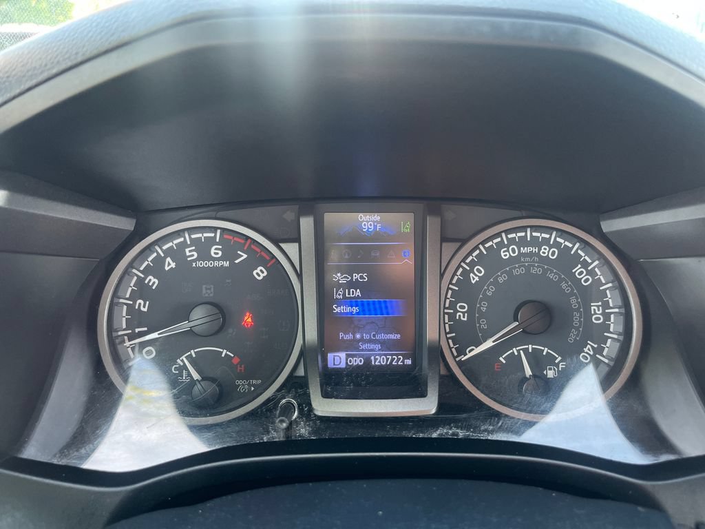 Used 2020 Toyota Tacoma TRD Off-Road w/ TRD Premium Off Road Package AWD/4WD image 13