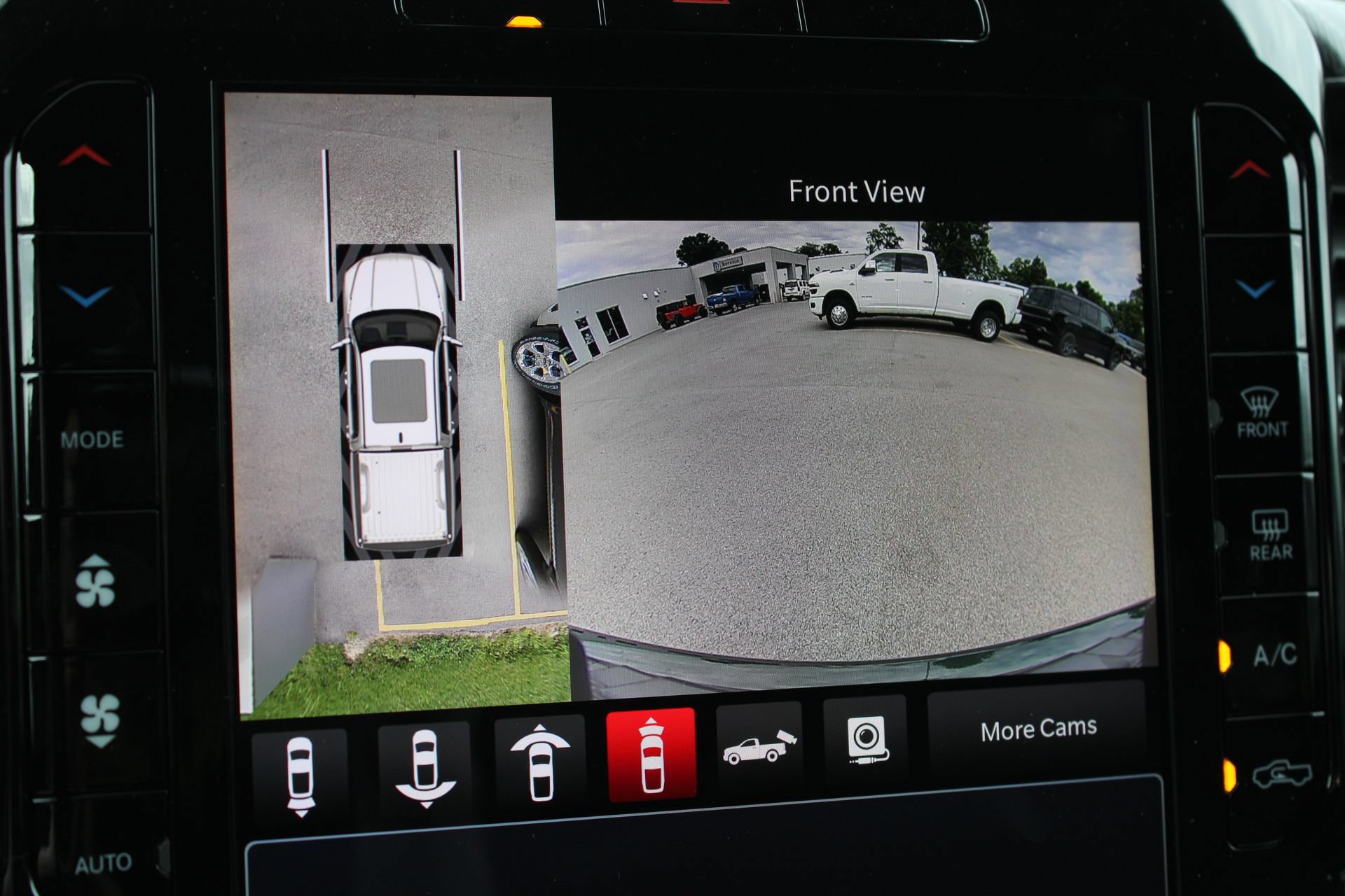 New 2026 RAM 1500 Big Horn AWD/4WD image 39