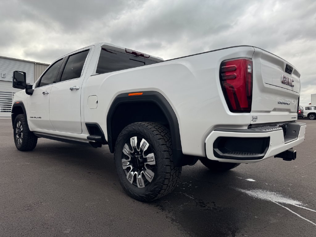 Used 2024 GMC Sierra 2500 Denali w/ Denali Reserve Package AWD/4WD image 7