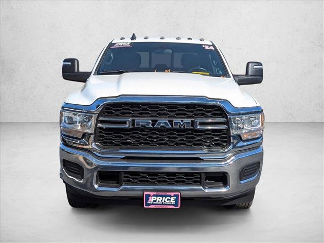Used 2024 RAM 3500 Tradesman w/ Chrome Appearance Group image 2