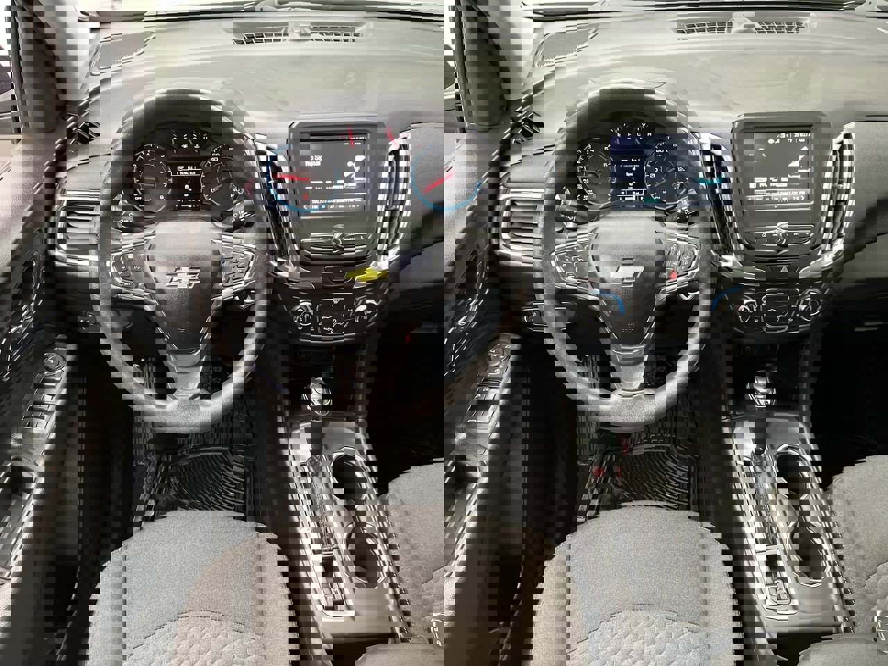 Used 2018 Chevrolet Equinox LT image 12