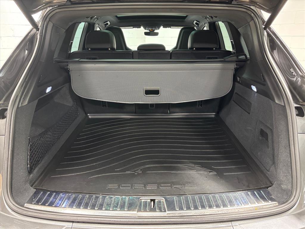 Used 2025 Porsche Cayenne S image 42
