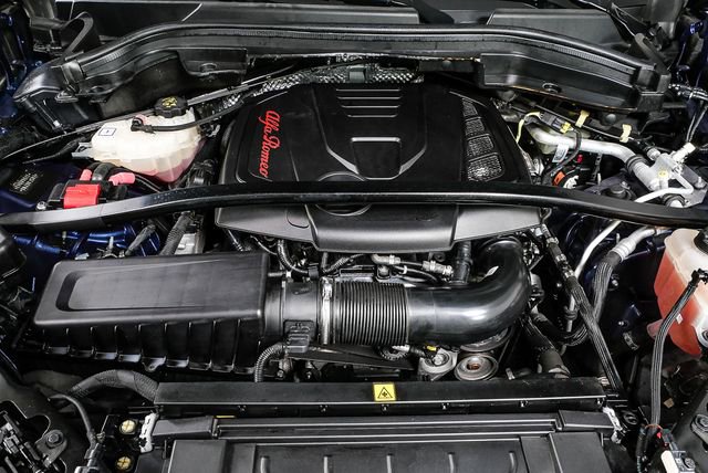 Used 2018 Alfa Romeo Stelvio Sport w/ Quick Order Package 22J Sport image 34