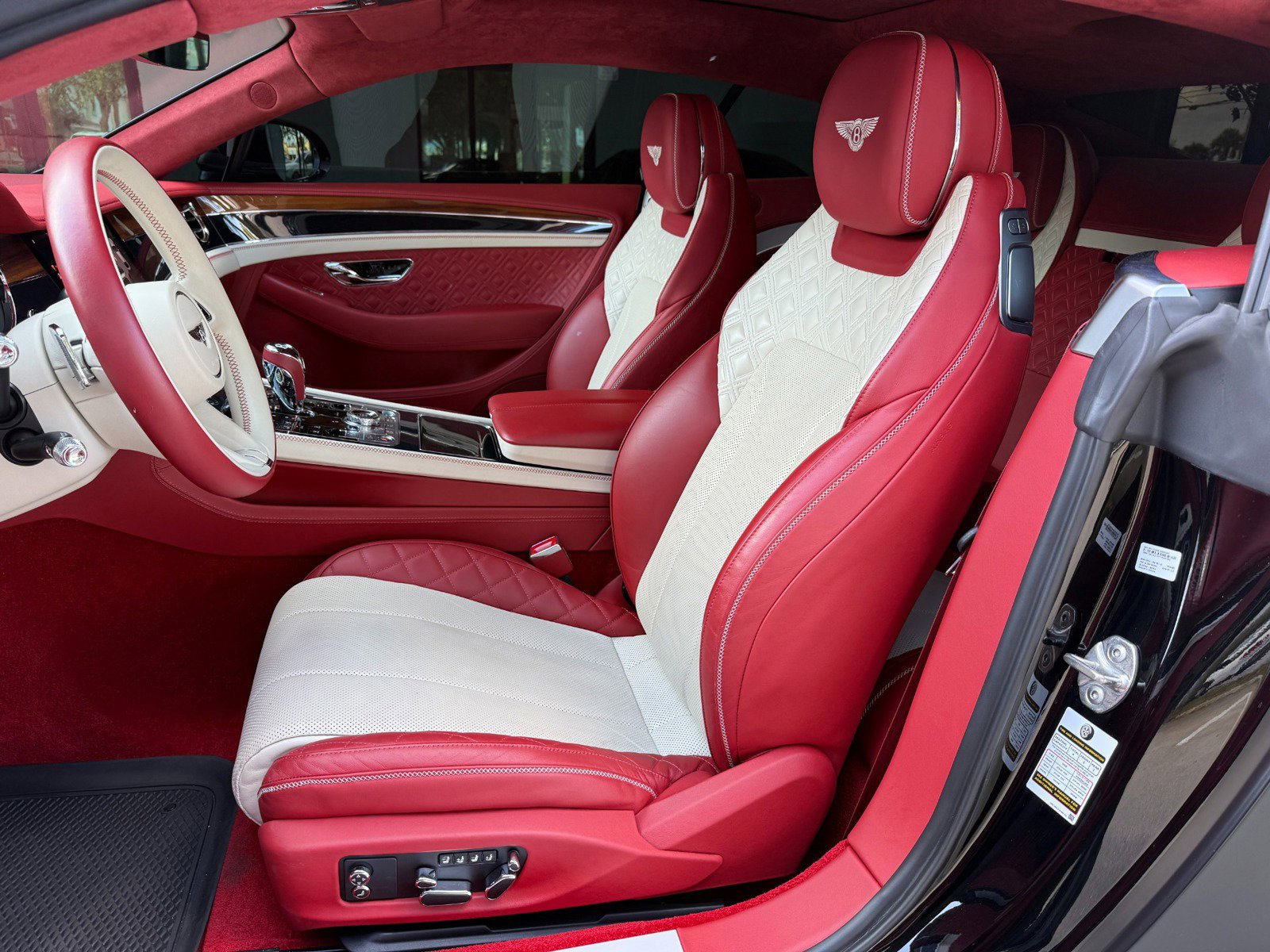 Used 2022 Bentley Continental GT AWD/4WD image 28