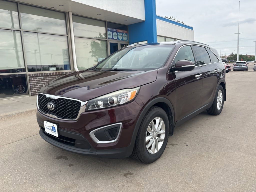 Used 2016 Kia Sorento LX w/ LX Convenience Package FWD image 1