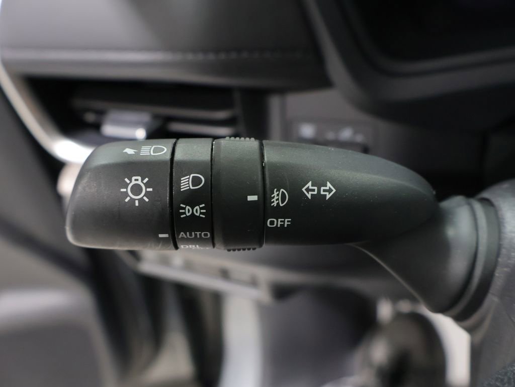 Certified 2025 Toyota Grand Highlander FWD image 39