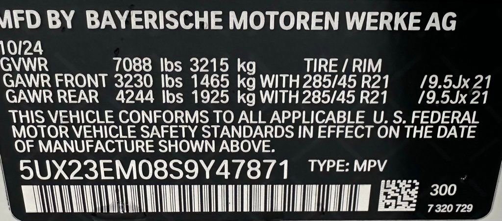 Certified 2025 BMW X7 xDrive40i w/ M Sport Package image 41