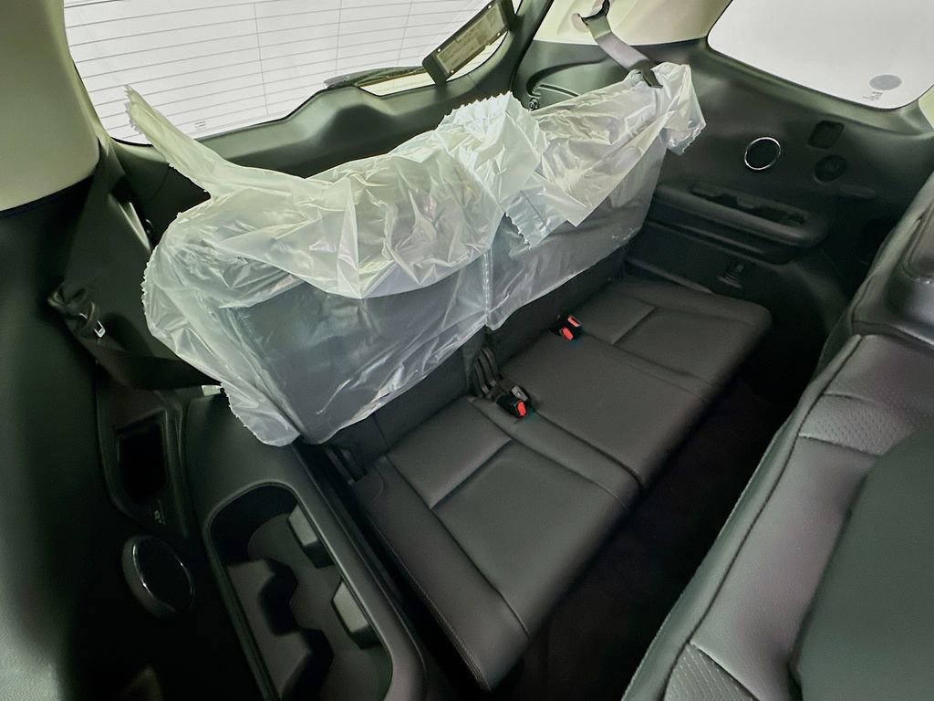 New 2025 Subaru Ascent Limited w/ Popular Package #2 image 35