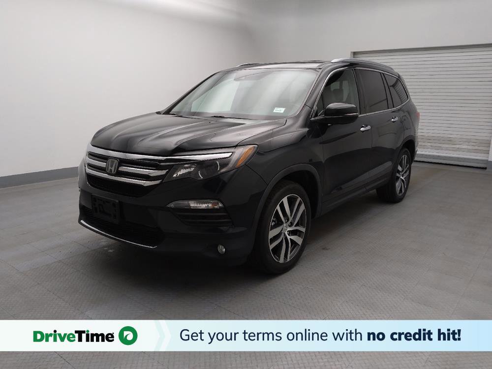 Used 2018 Honda Pilot Touring image 1
