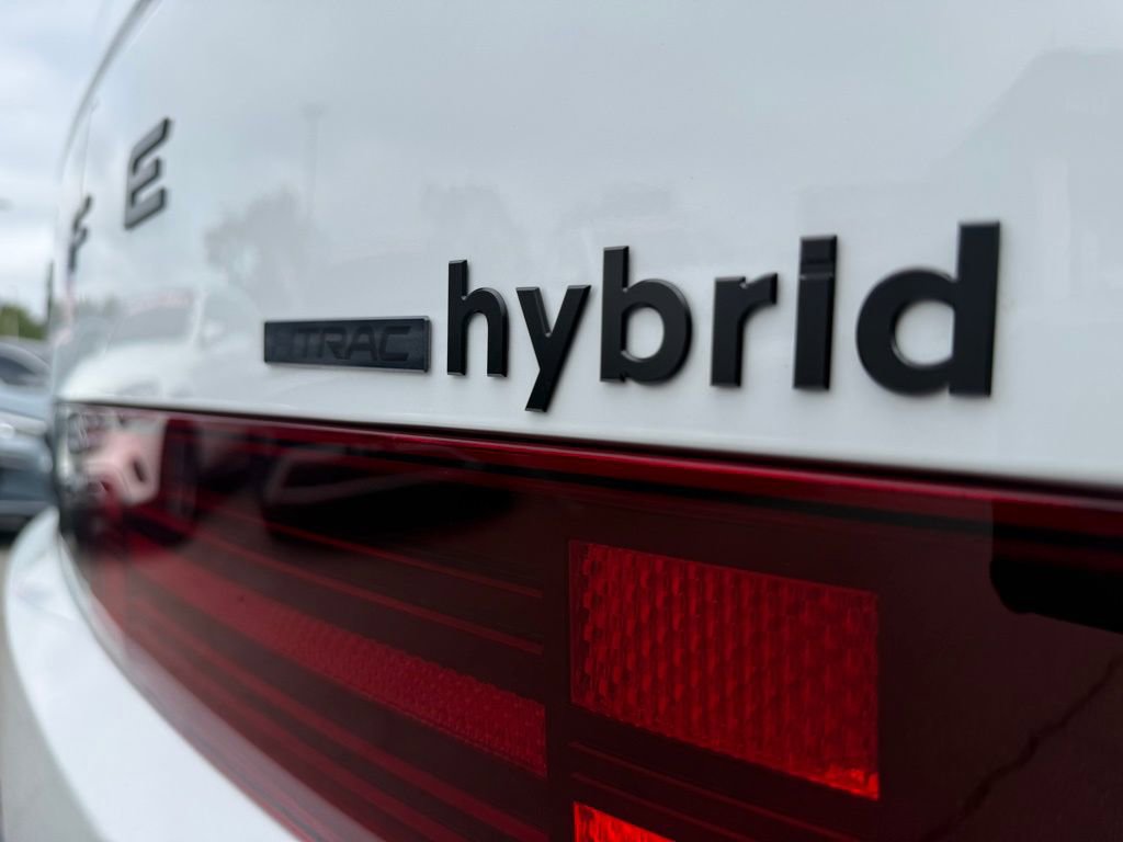 New 2026 Hyundai Santa Fe Calligraphy AWD/4WD image 10