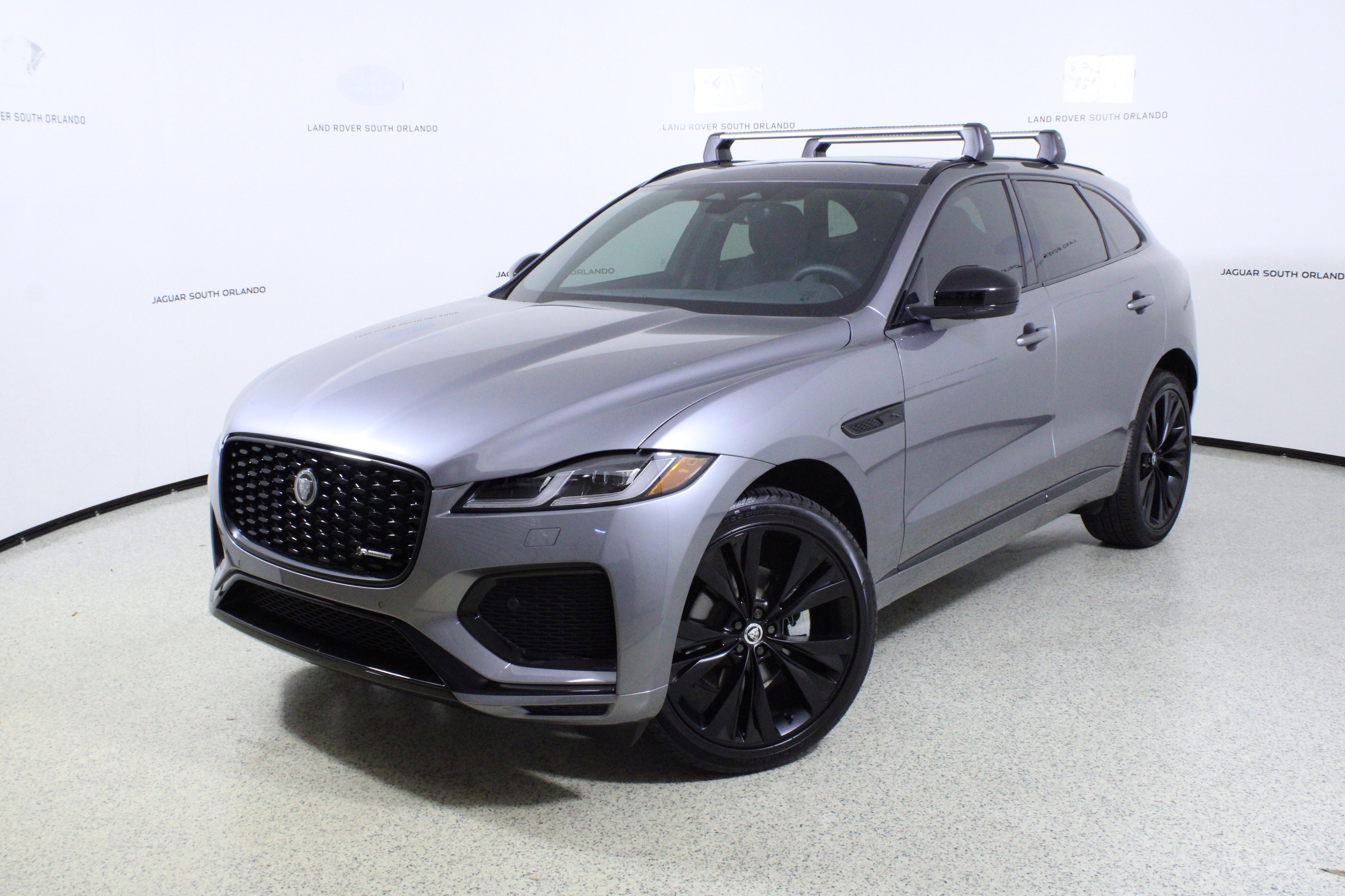 New 2025 Jaguar F-PACE R-Dynamic S