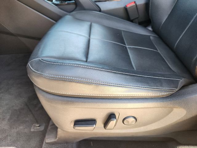 Used 2022 Kia Telluride EX w/ EX Premium Package image 25