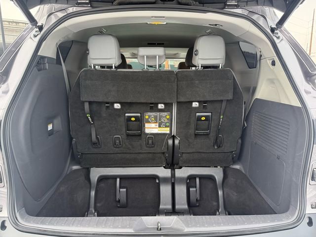 Certified 2021 Toyota Sienna XLE image 30