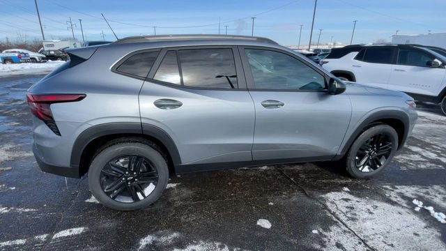 New 2026 Chevrolet Trax ACTIV w/ Sunroof Package image 2