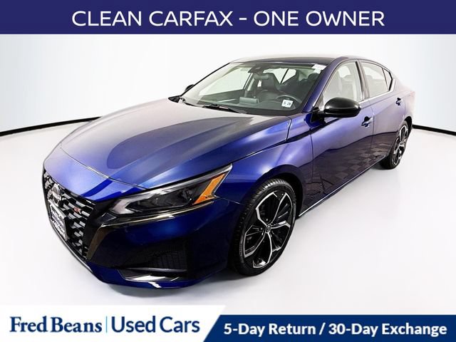 Used 2023 Nissan Altima 2.5 SR FWD image 3