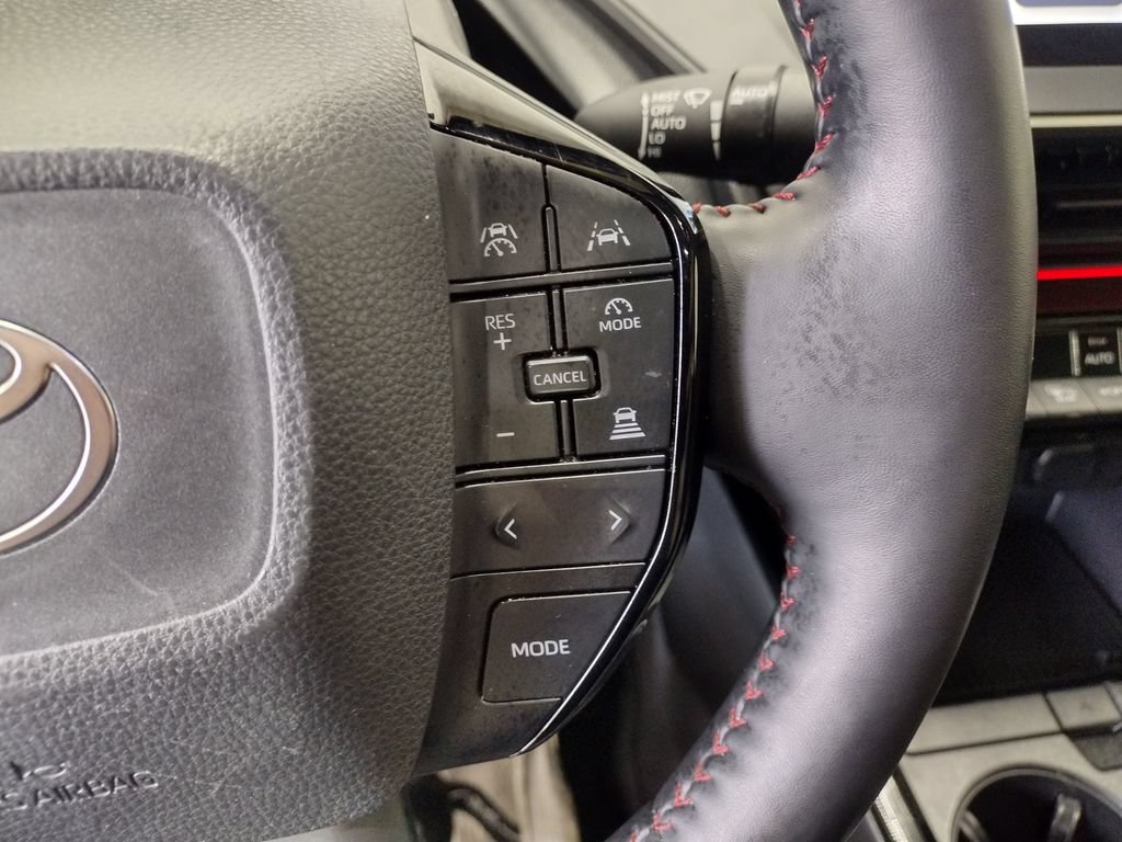 Used 2024 Toyota Prius Prime FWD image 25