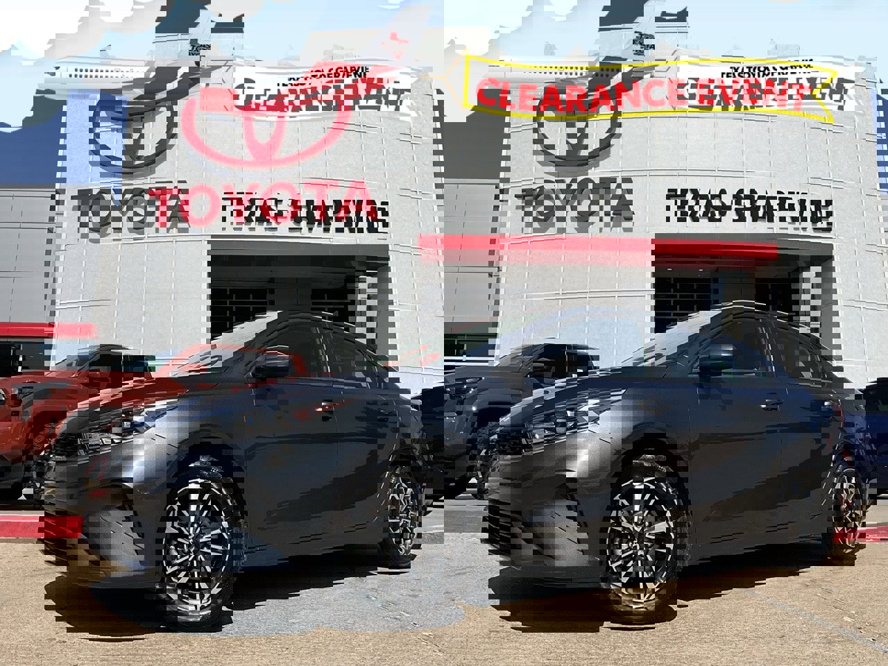 Used 2024 Kia Forte LXS