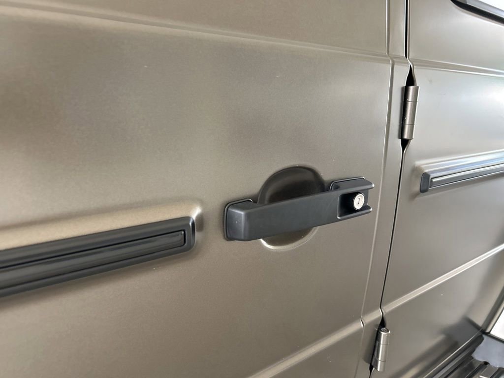 Used 2020 Mercedes-Benz G 63 AMG 4MATIC w/ G Manufaktur Interior Package image 21