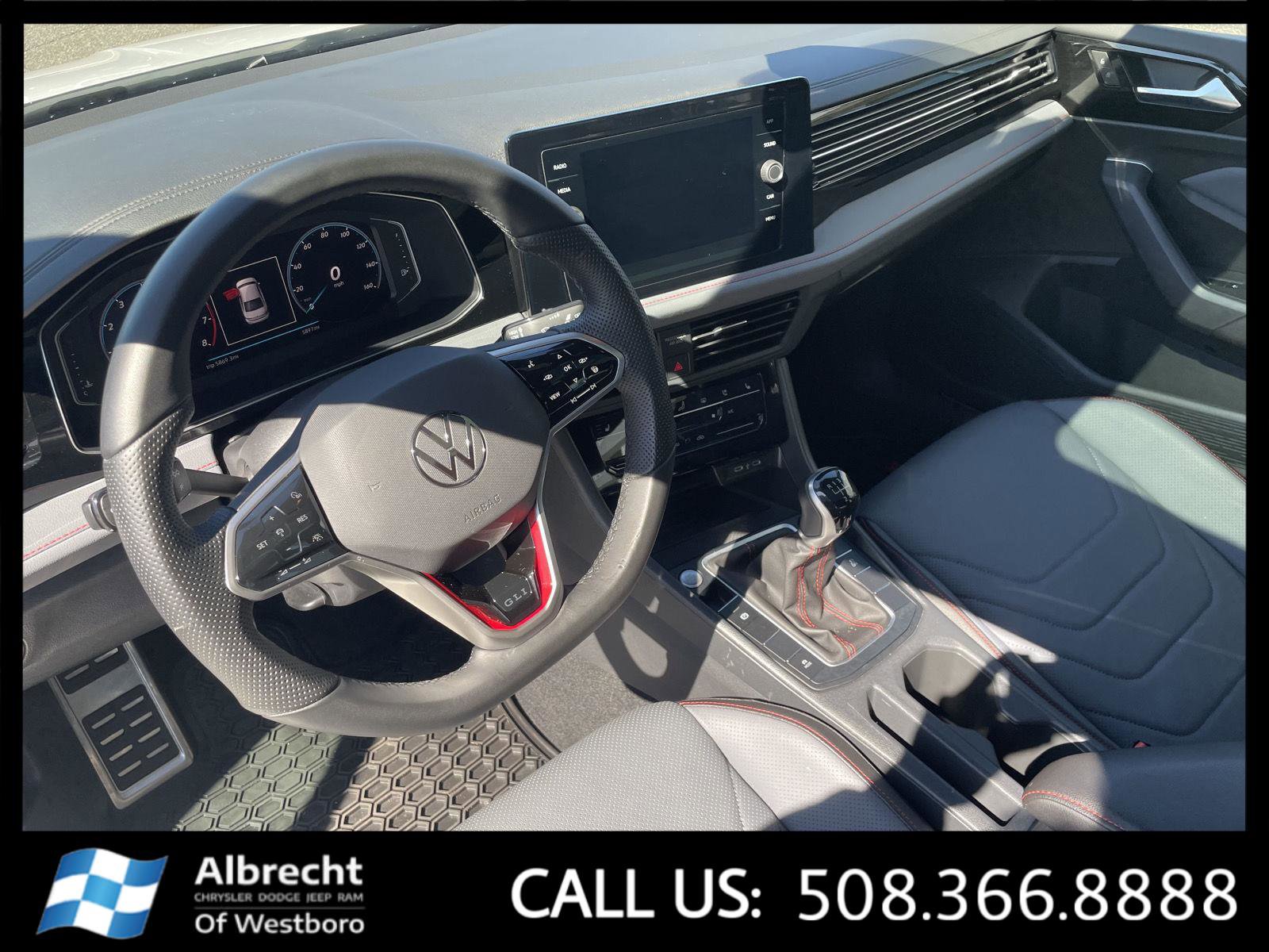 Used 2025 Volkswagen Jetta GLI Autobahn image 27