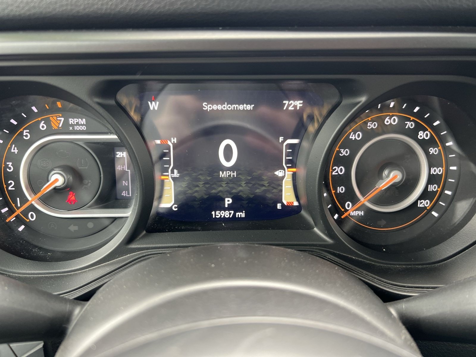 Used 2024 Jeep Gladiator Sport AWD/4WD image 16
