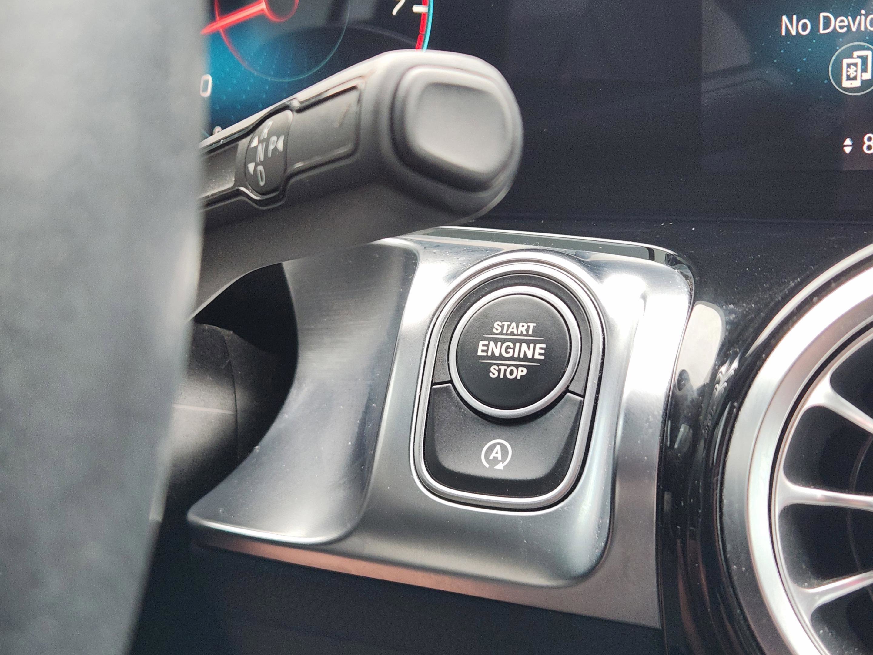 Used 2020 Mercedes-Benz GLB 250 image 13