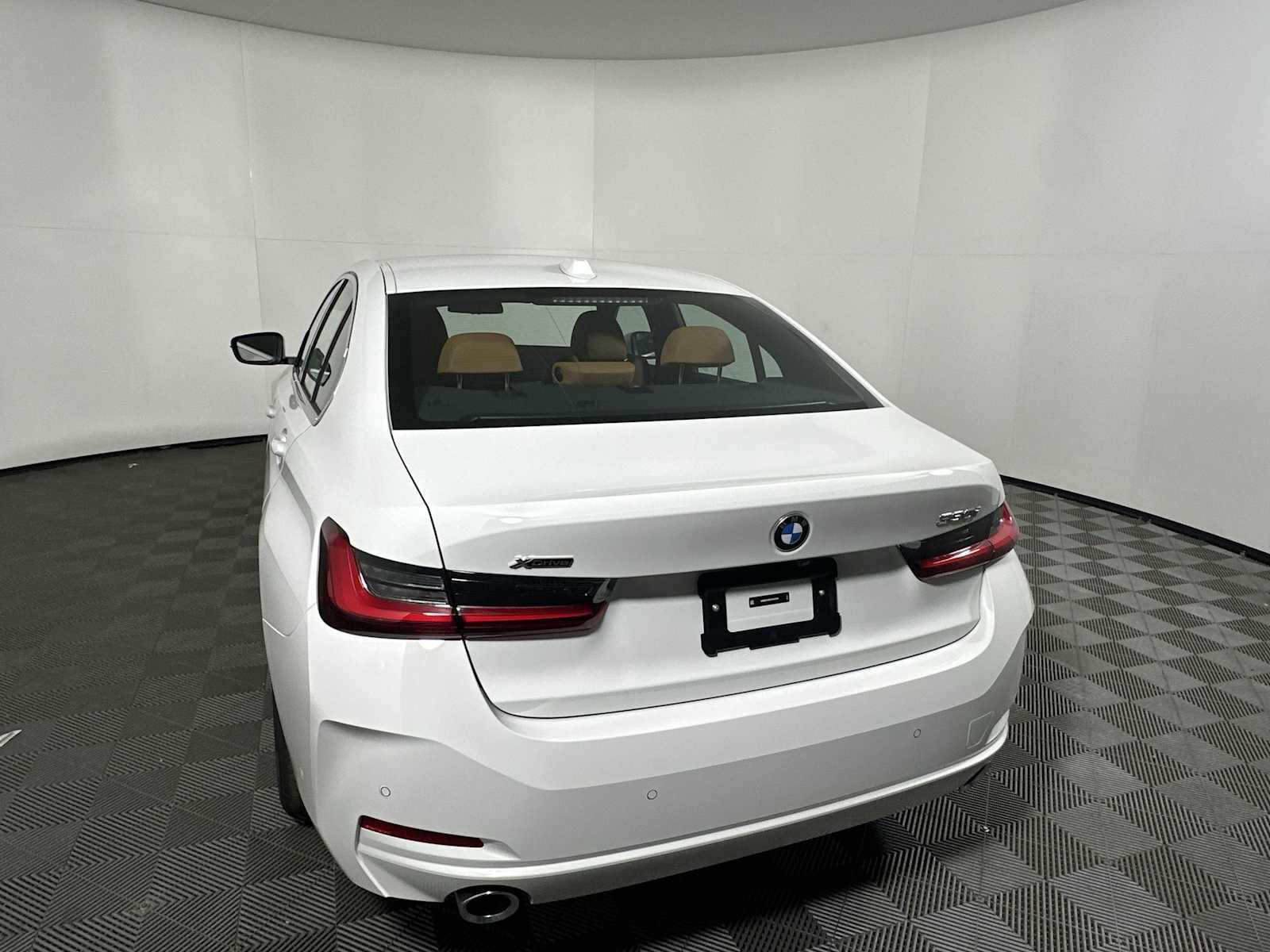 New 2026 BMW 330i xDrive Sedan w/ Premium Package image 3