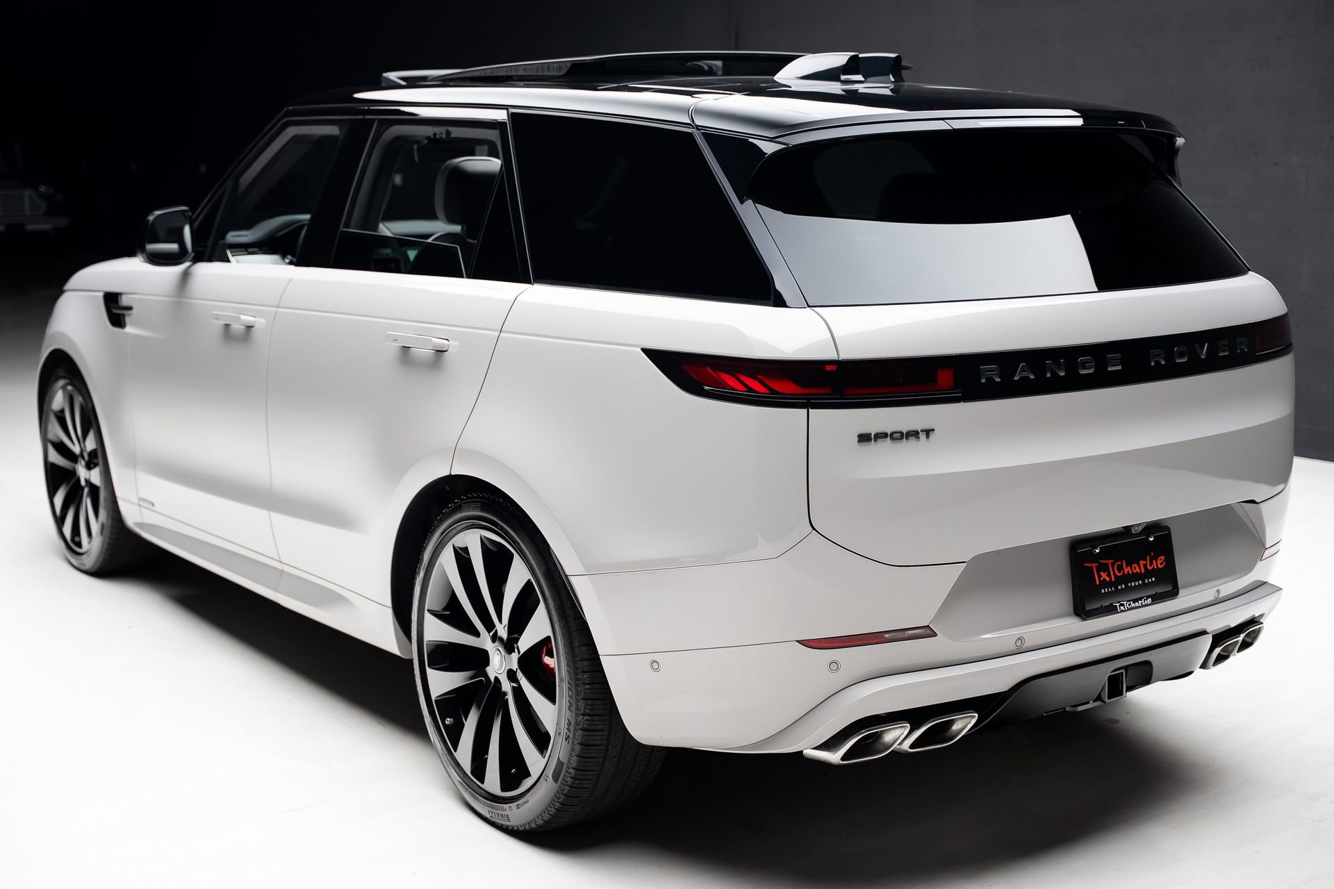 Used 2025 Land Rover Range Rover Sport Autobiography AWD/4WD image 24