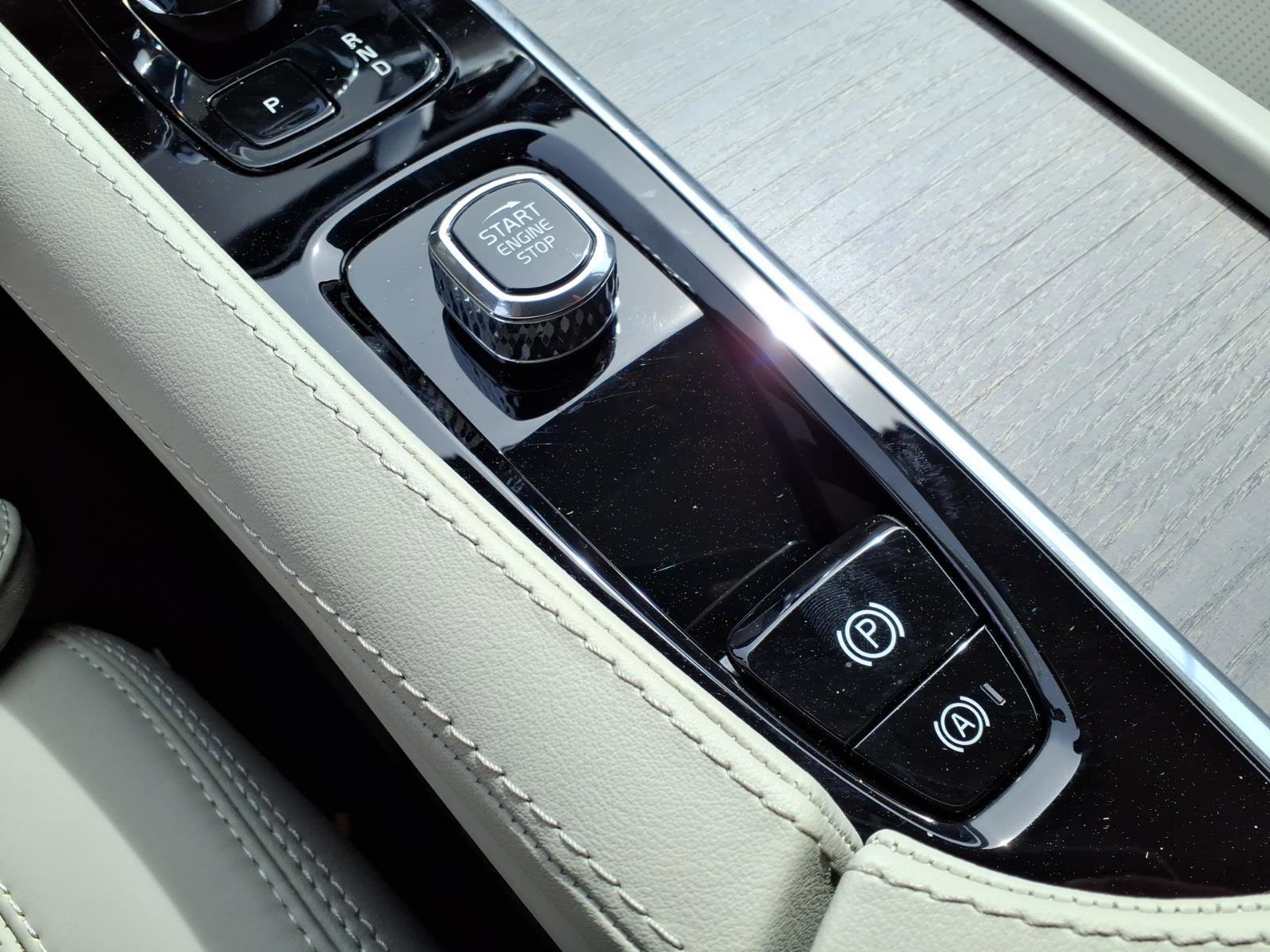 Used 2024 Volvo XC90 T8 Ultimate w/ Protection Package Premier image 22