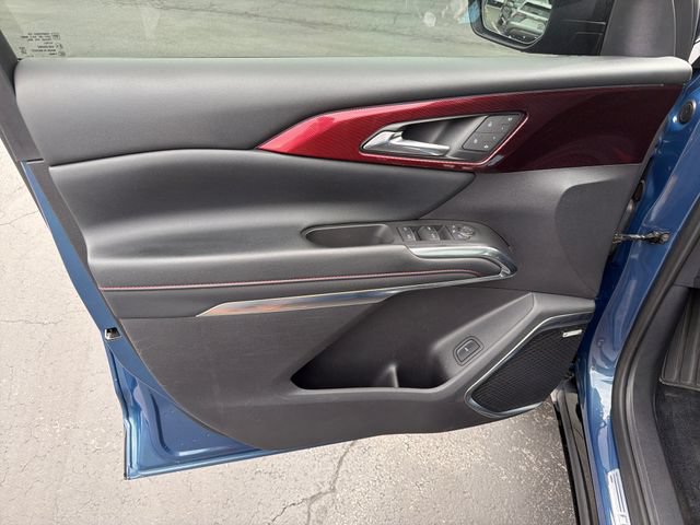 Used 2024 Chevrolet Traverse RS w/ LPO, Floor Liner Package FWD image 11