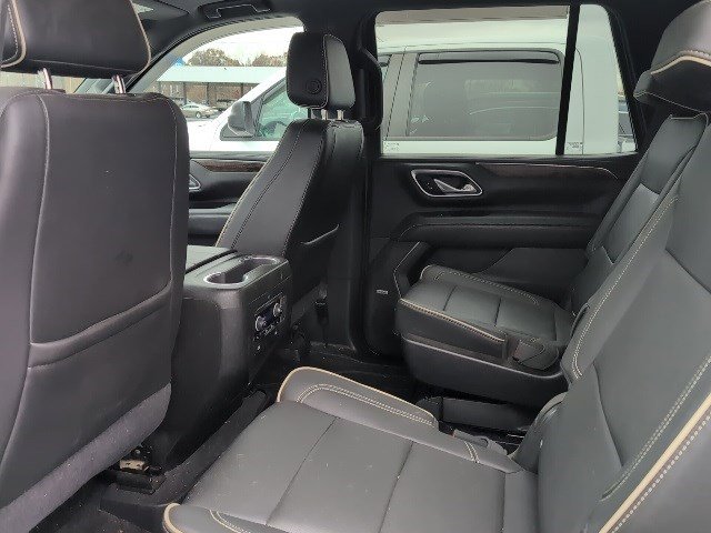 Used 2021 Chevrolet Tahoe Premier w/ Premium Package image 2