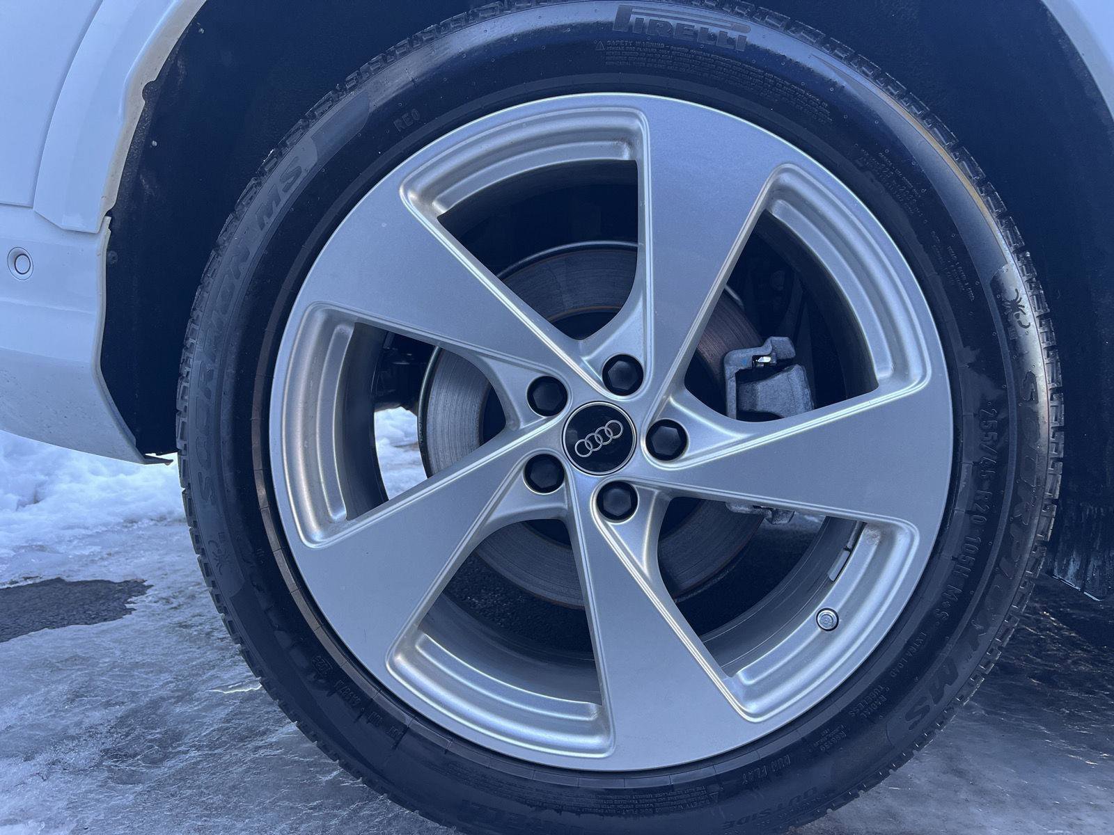 Used 2025 Audi Q5 Premium Plus w/ Premium Plus image 40