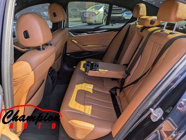 Used 2020 BMW 540i w/ Convenience Package image 18