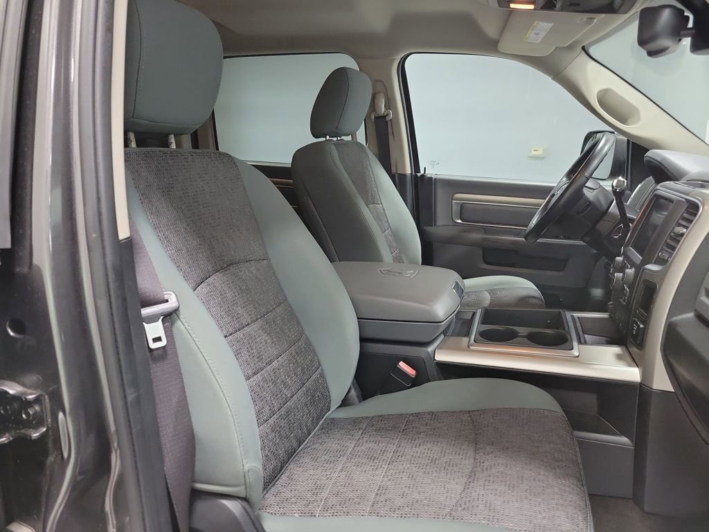 Used 2015 RAM 2500 Big Horn image 28