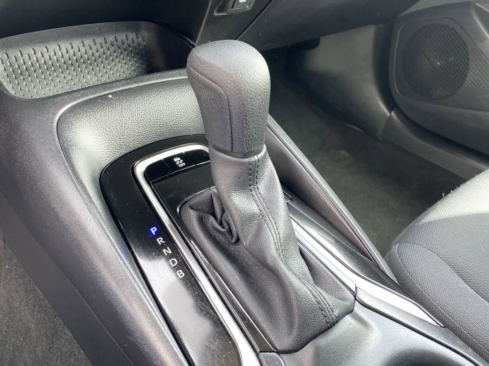 Used 2025 Toyota Corolla LE image 32