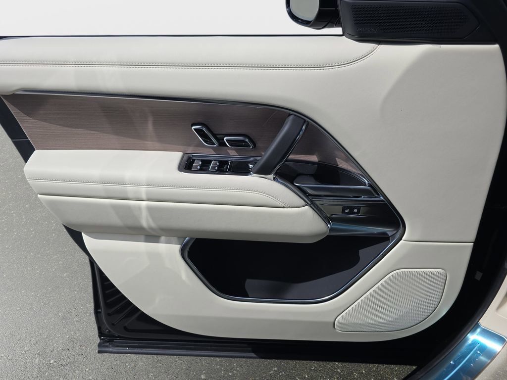 New 2026 Land Rover Range Rover SE AWD/4WD image 28
