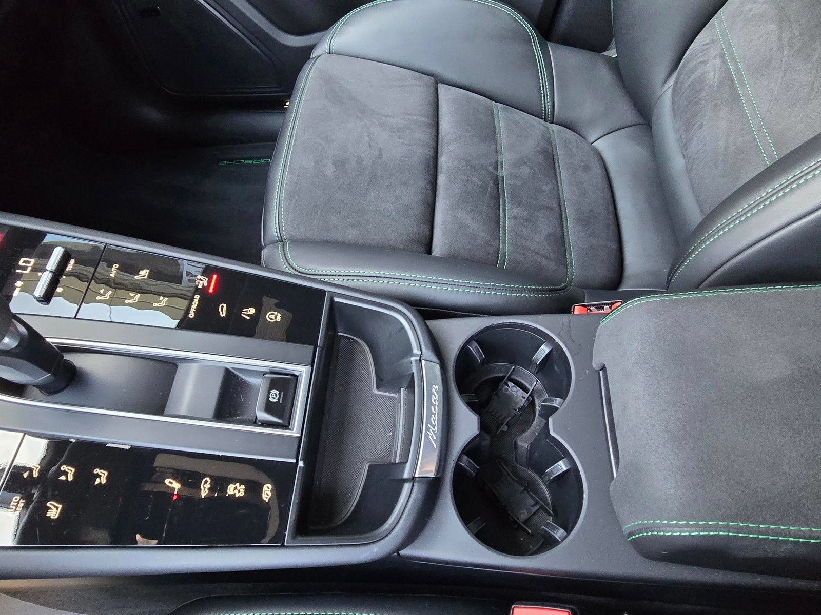Certified 2026 Porsche Macan GTS AWD/4WD image 23
