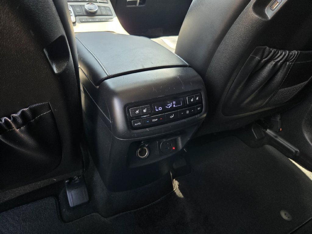Used 2021 Hyundai Palisade Limited AWD/4WD image 16