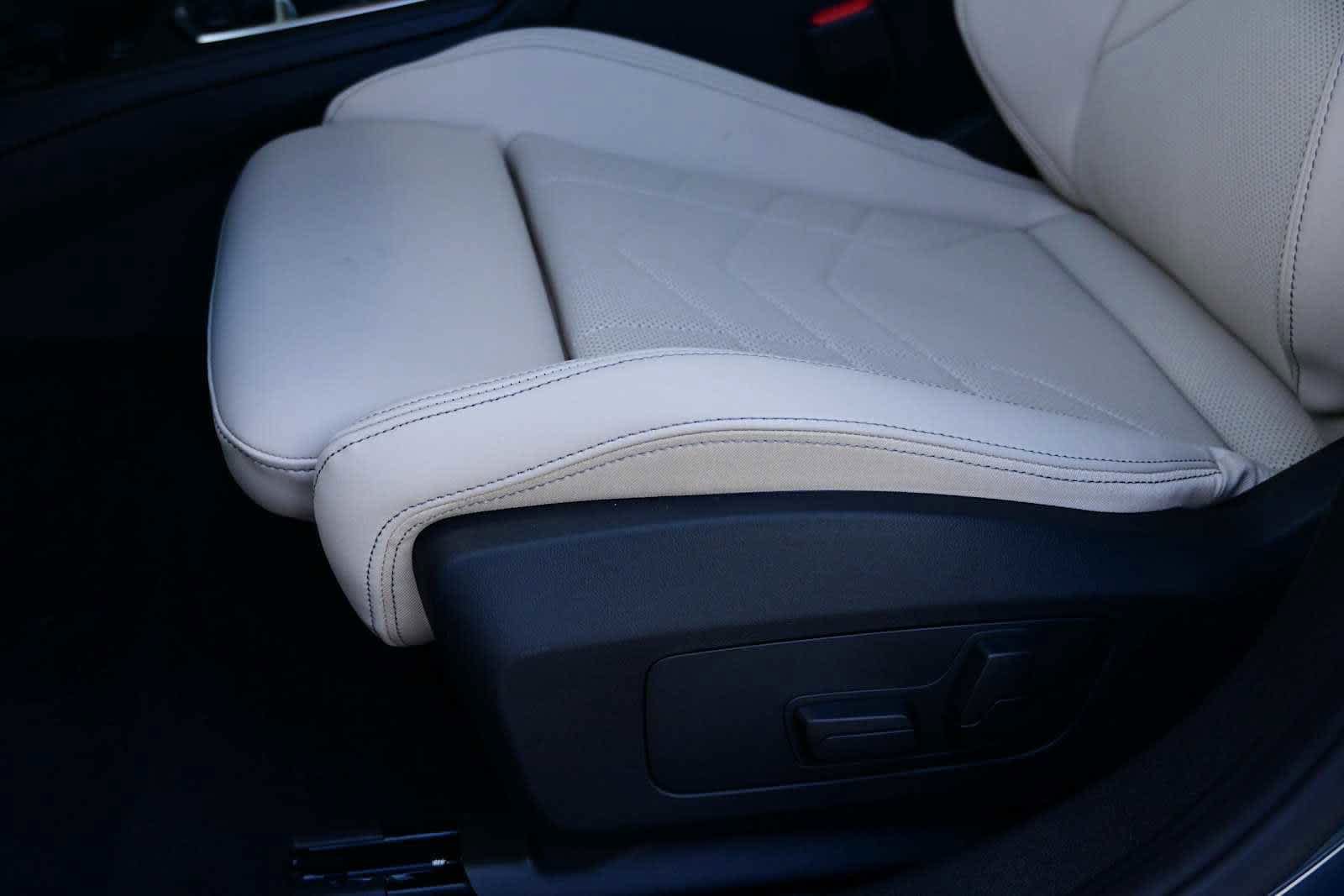 Used 2025 BMW M235i xDrive w/ Premium Package AWD/4WD image 27